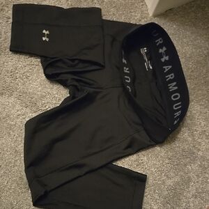 Under Armour Black Compression 3/4 Leggings